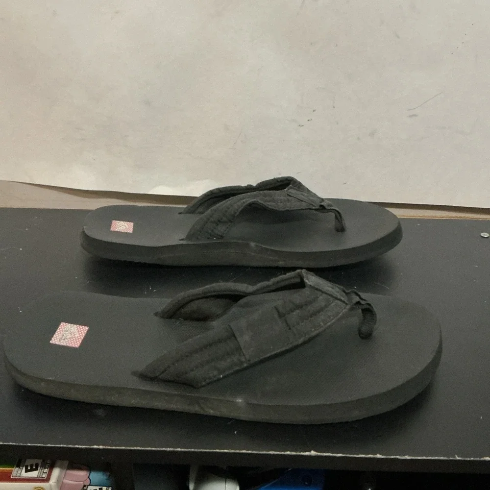 Quiksilver Mens Black Flip Flops Sandals 11.25 Inch Heel To Toe